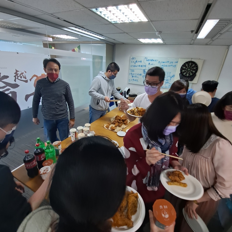 大啖美食,是一定要的啦~