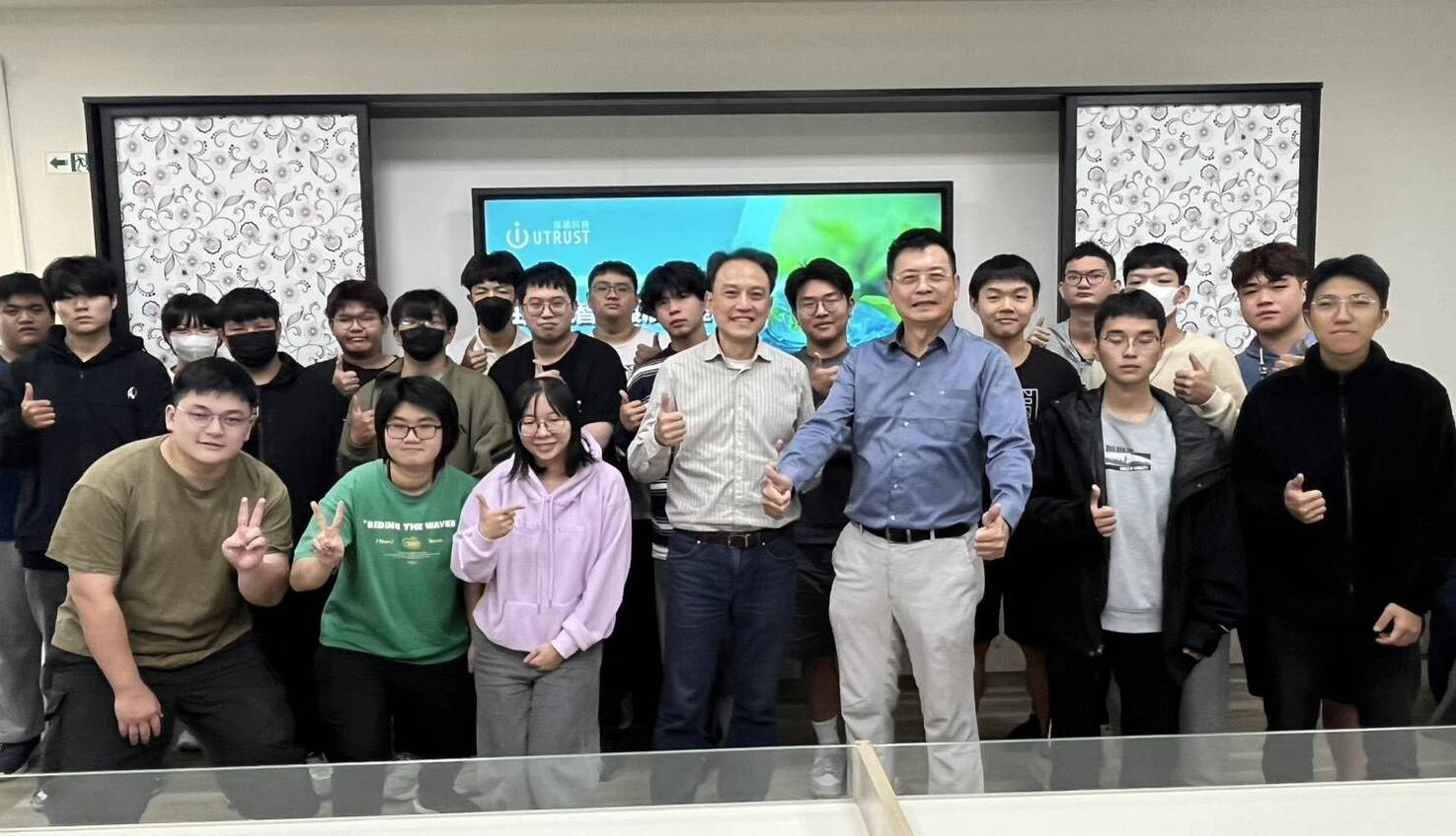 信諾科技陳冠榮總經理透過實務經驗傳承，協助培育新世代環工人才